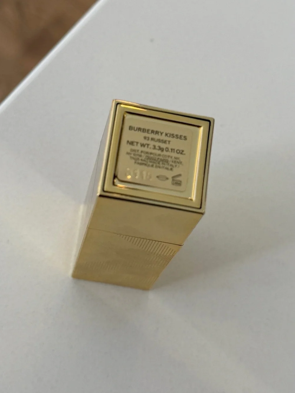 Burberry Kisses Satin Lipstick in shade 93 Russet